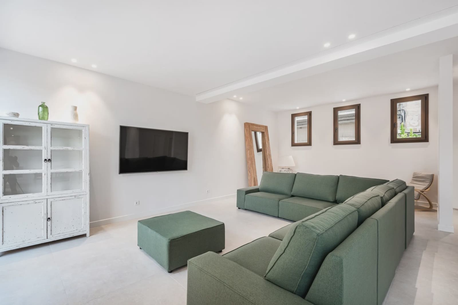 4 bedroom Townhouse for sale in Vilafranca de Bonany - € 850,000 (Ref: 9240675)