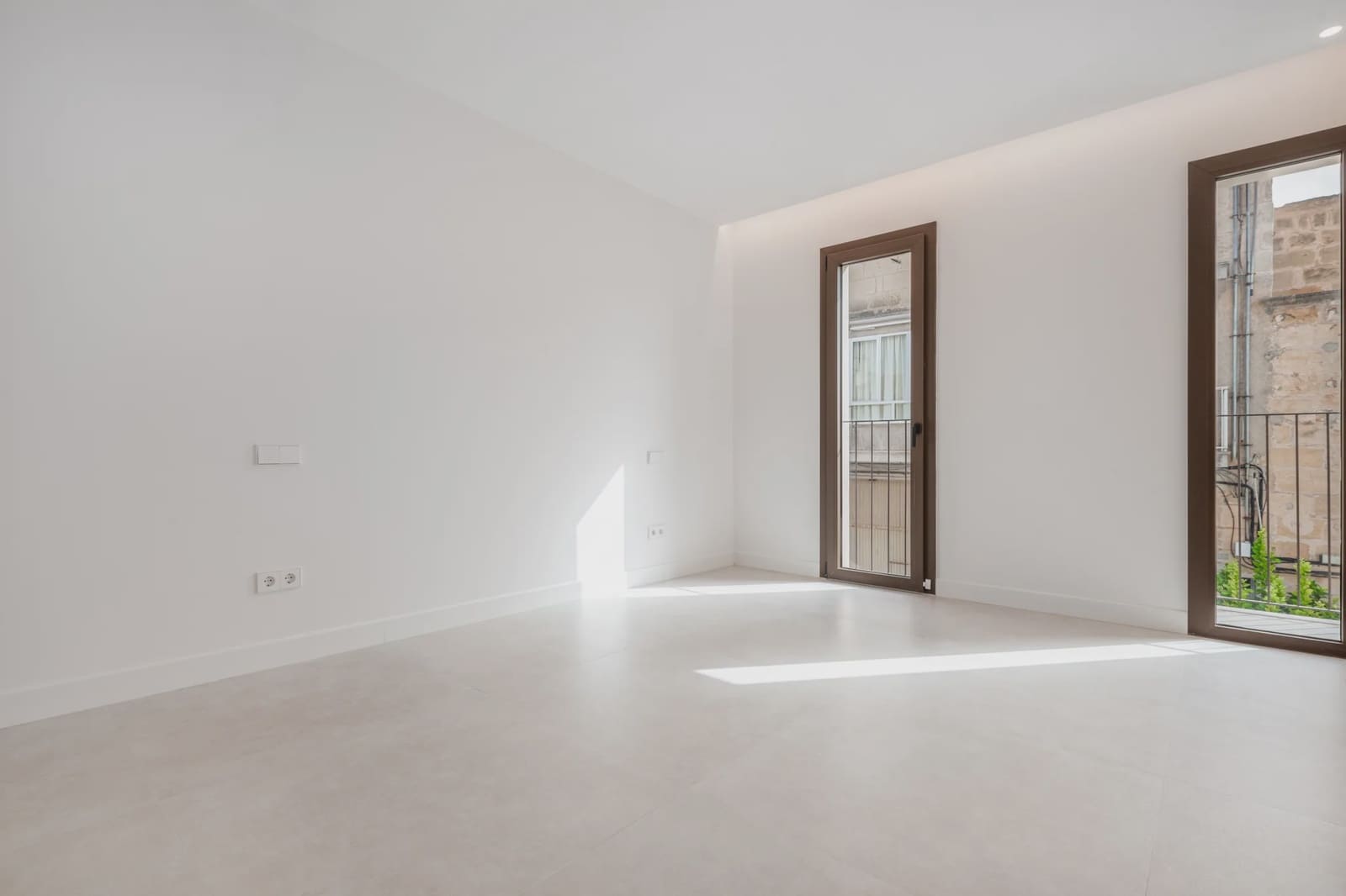 4 bedroom Townhouse for sale in Vilafranca de Bonany - € 850,000 (Ref: 9240675)