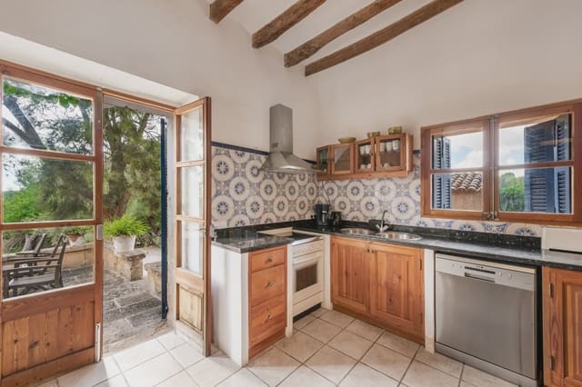 5 slaapkamer Finca/Landhuis te koop in Sant Llorenç des Cardassar - € 2.500.000 (Ref: 9253915)