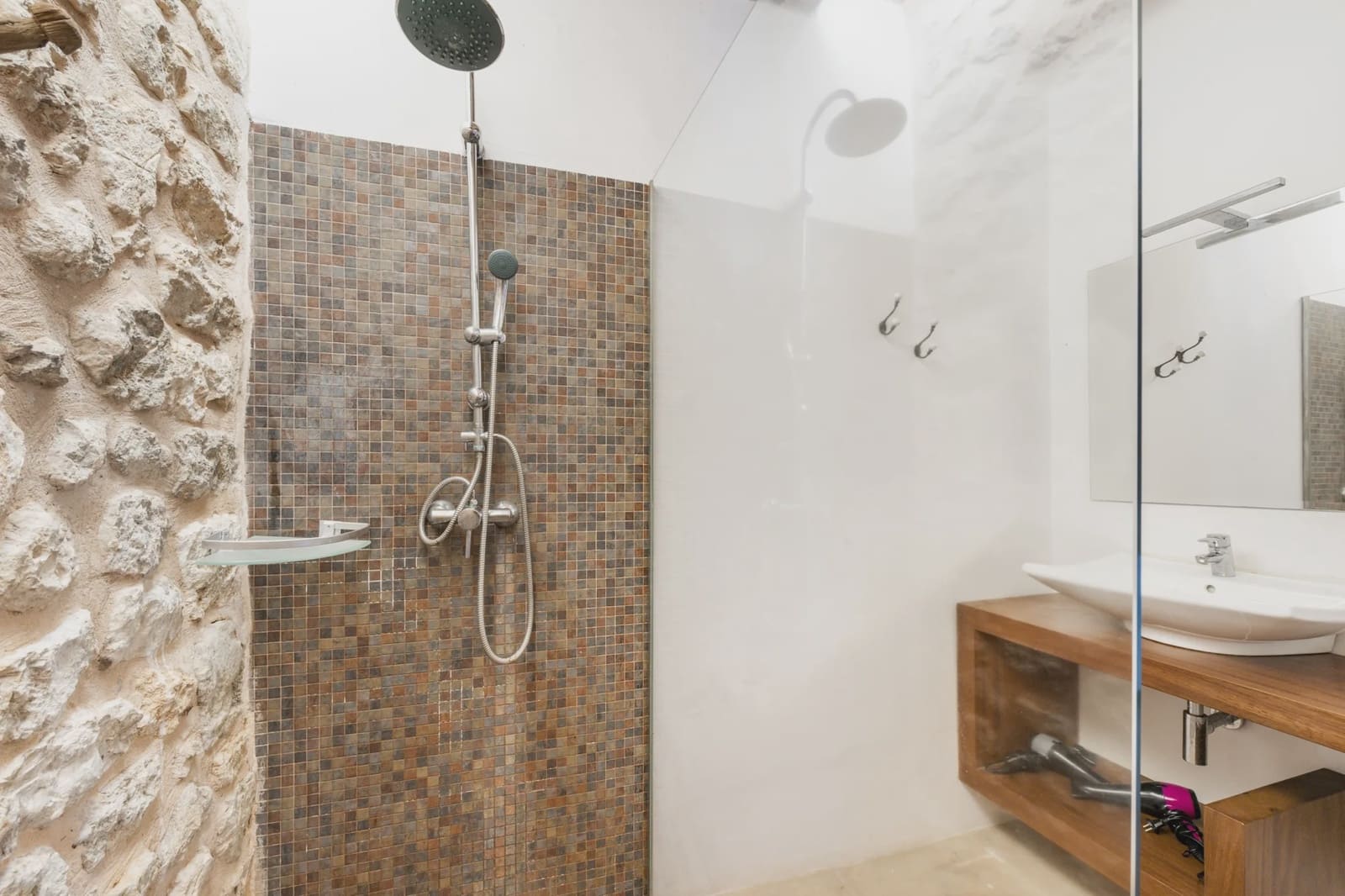 5 bedroom Finca/Country House for sale in Sant Llorenc des Cardassar - € 2,500,000 (Ref: 9253915)