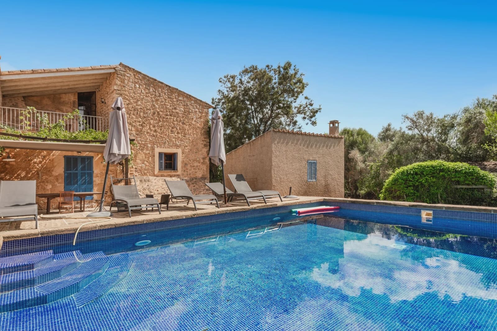 5 bedroom Finca/Country House for sale in Sant Llorenc des Cardassar - € 2,500,000 (Ref: 9253915)