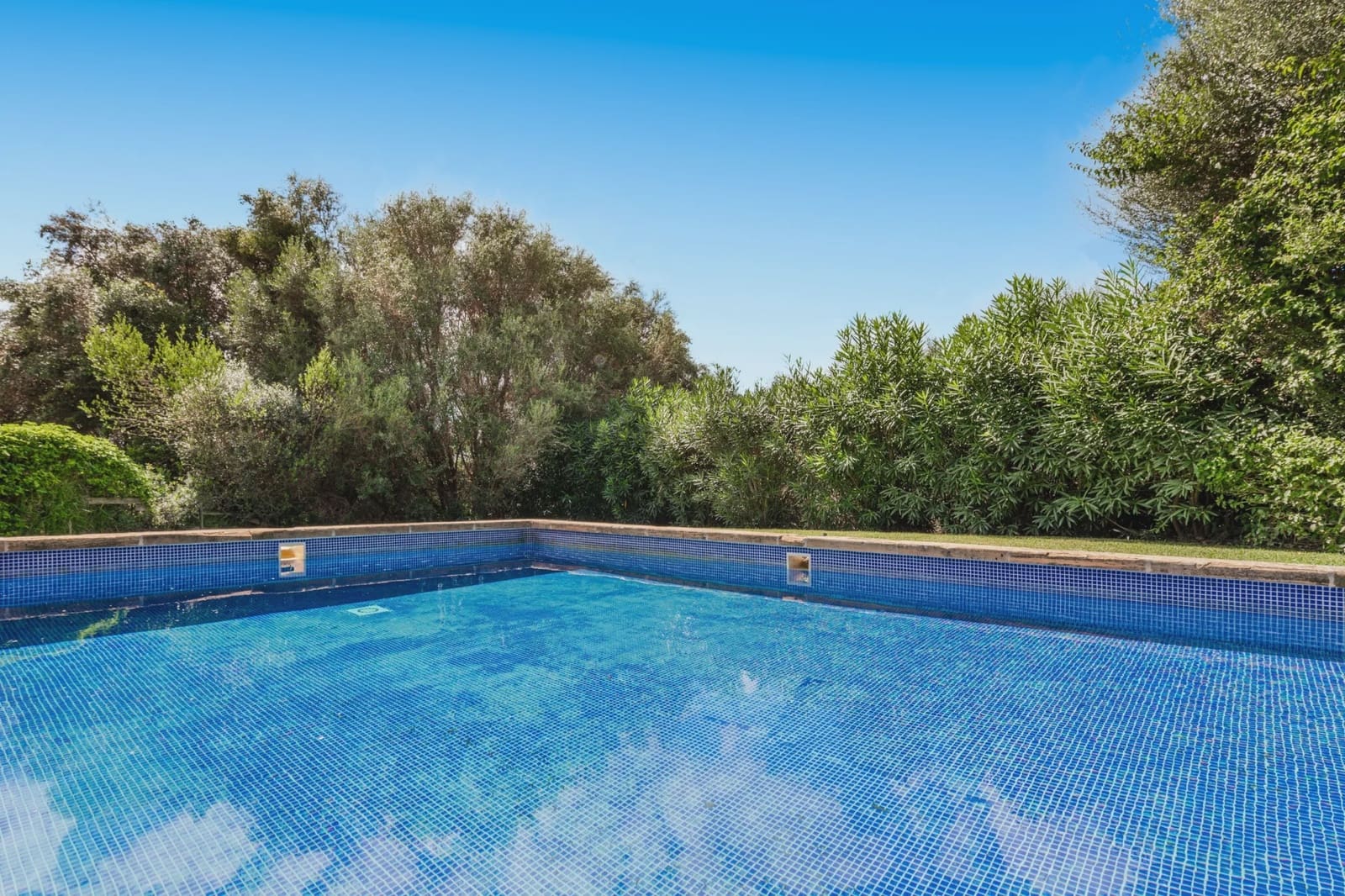 5 bedroom Finca/Country House for sale in Sant Llorenc des Cardassar - € 2,500,000 (Ref: 9253915)