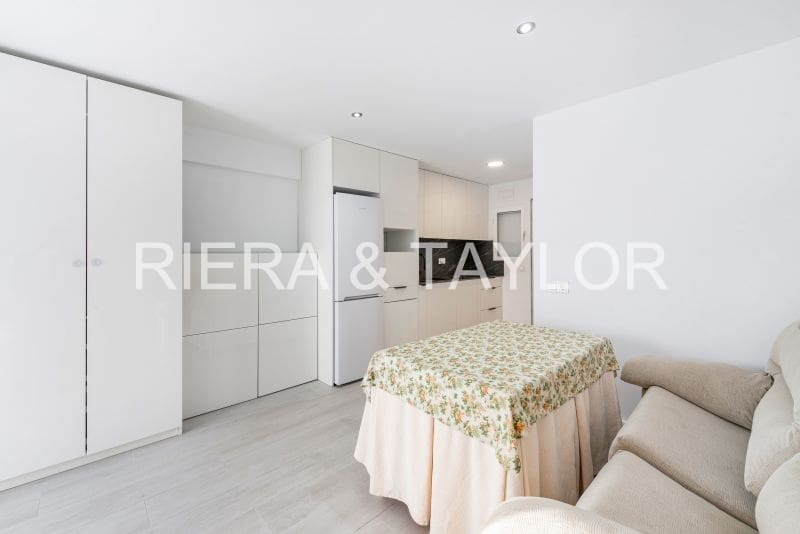 Leilighet til salgs i Calas de Mallorca - € 155 000 (Ref: 9279741)