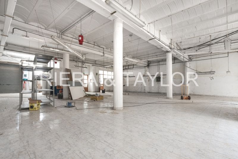 Kaupallinen myytävänä paikassa Manacor - 600 000 € (Ref: 9287919)