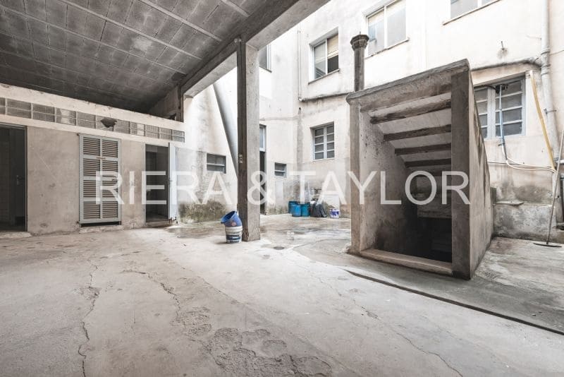 Kaupallinen myytävänä paikassa Manacor - 600 000 € (Ref: 9287919)