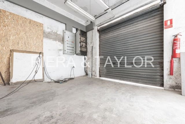 Kaupallinen myytävänä paikassa Manacor - 600 000 € (Ref: 9287919)