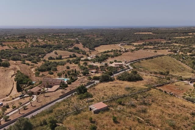 Ubebygd land til salgs i Manacor - € 265 000 (Ref: 9349778)