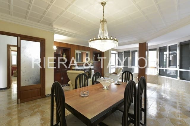 4 makuuhuone Omakotitalo myytävänä paikassa Manacor - 680 000 € (Ref: 9352807)