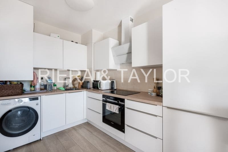 1 bedroom Apartment for sale in Calas de Mallorca - € 255,000 (Ref: 9371377)