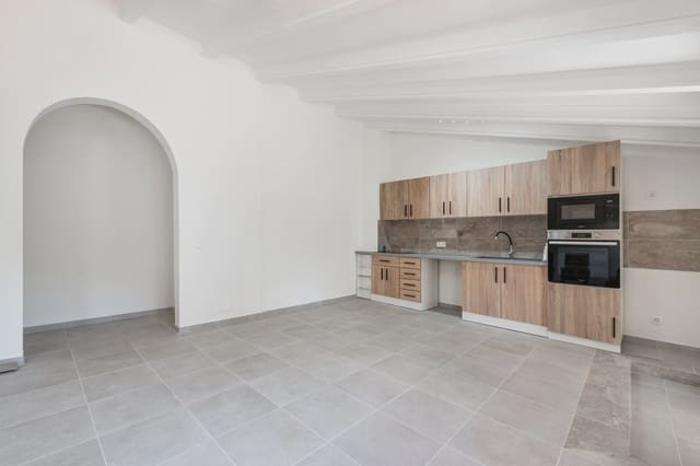 4 makuuhuone Omakotitalo myytävänä paikassa Manacor - 475 000 € (Ref: 9386714)