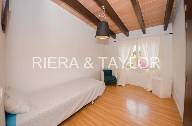 Finca/Casa Rural de 4 habitaciones en Manacor en venta - 1.345.000 € (Ref: 9409752)