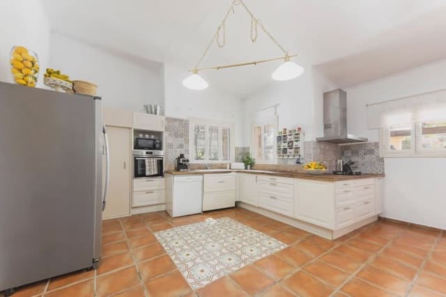 4 soverom Finca/Herregård til salgs i Manacor - € 1 225 000 (Ref: 9409752)