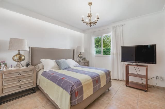 4 sypialnia Dom na sprzedaż w Calvià - 1 150 000 € (Ref: 9414522)