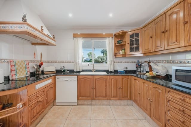 4 sypialnia Dom na sprzedaż w Calvià - 1 150 000 € (Ref: 9414522)