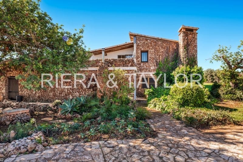 Finca/Landehus til salg i Portocristo / Port de Manacor - € 1.399.000 (Ref: 9426367)