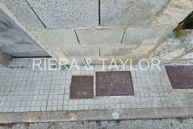 Ubebygd land til salgs i Sant Llorenç des Cardassar - € 120 000 (Ref: 9450500)