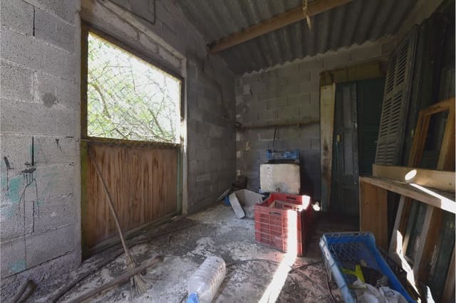 Teren niezagospodarowany na sprzedaż w Sant Llorenç des Cardassar - 110 000 € (Ref: 9450500)