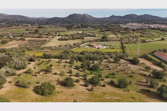 Teren niezagospodarowany na sprzedaż w Sant Llorenç des Cardassar - 310 000 € (Ref: 9454808)