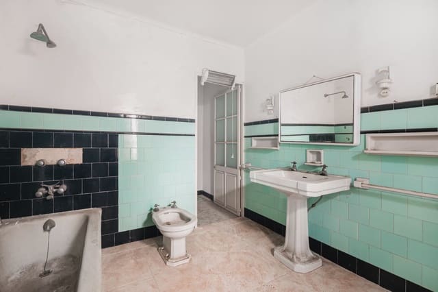 6 soveværelse Byhus til salg i Manacor - € 475.000 (Ref: 9462767)