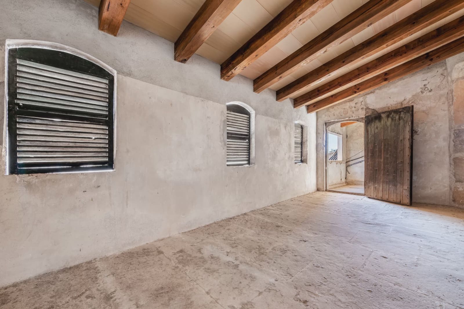 6 bedroom Townhouse for sale in Manacor - € 475,000 (Ref: 9462767)