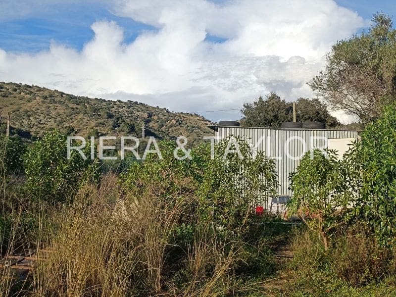 Finca/Country House for sale in Sant Llorenc des Cardassar - € 59,000 (Ref: 9486490)