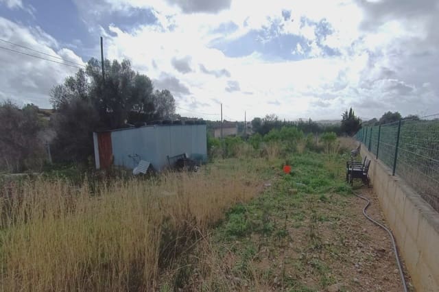 Finca/Landhuis te koop in Sant Llorenç des Cardassar - € 55.000 (Ref: 9486490)