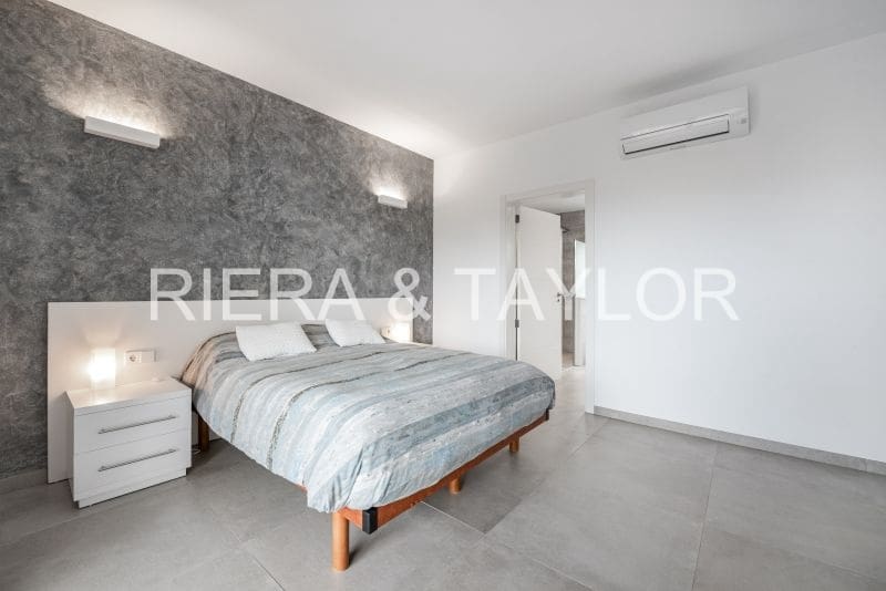 4 soverom Hus til salgs i Porto Cristo Novo - € 1 200 000 (Ref: 9521467)