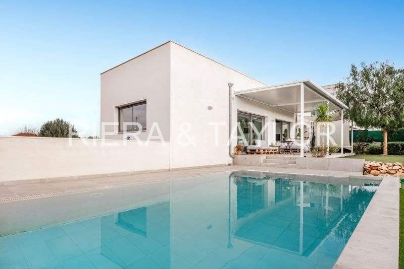 4 soverom Hus til salgs i Porto Cristo Novo - € 1 200 000 (Ref: 9521467)