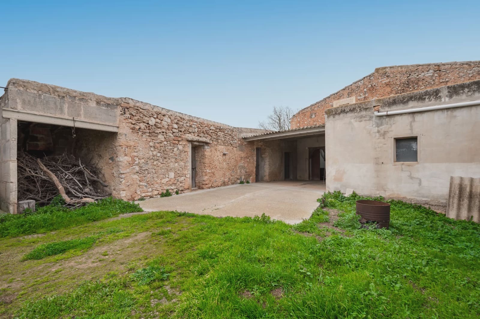 3 bedroom Finca/Country House for sale in Felanitx - € 750,000 (Ref: 9548575)