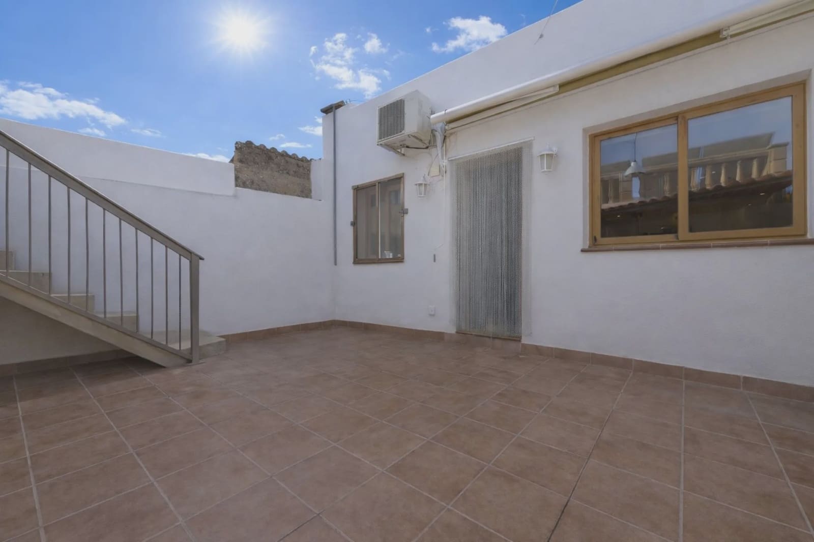 4 bedroom Townhouse for sale in Maria de la Salud / Maria de la Salut - € 399,000 (Ref: 9570191)