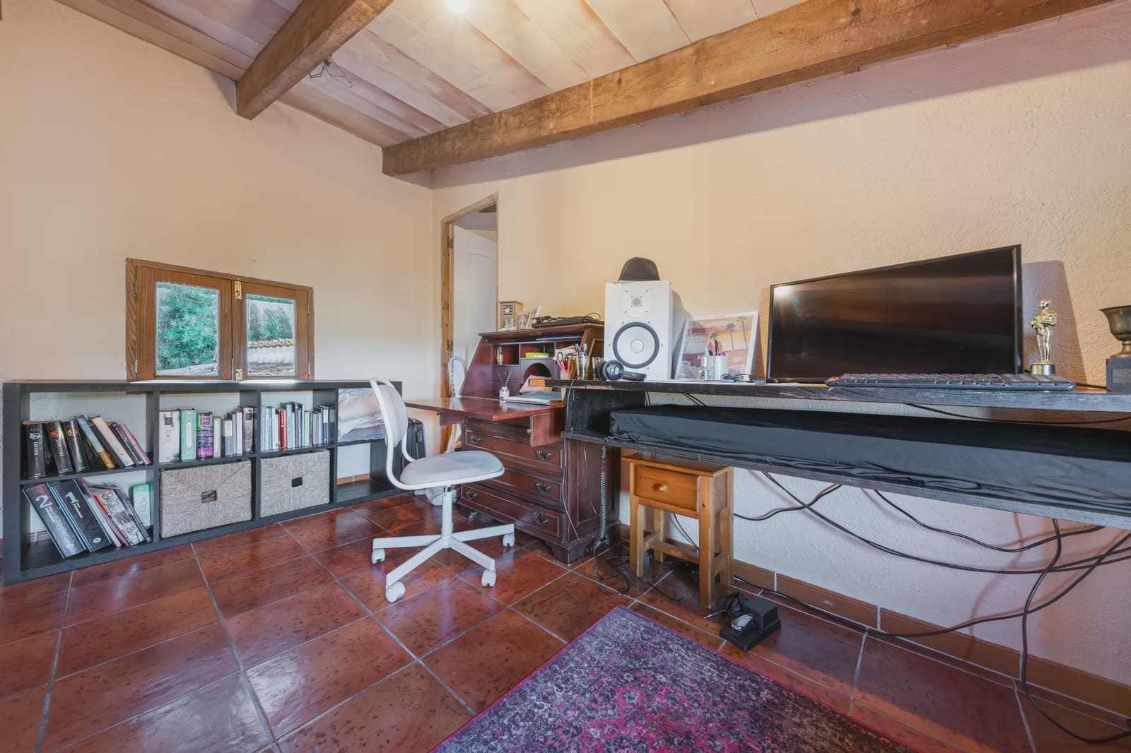 2 bedroom Finca/Country House for sale in Llubi - € 450,000 (Ref: 9578245)