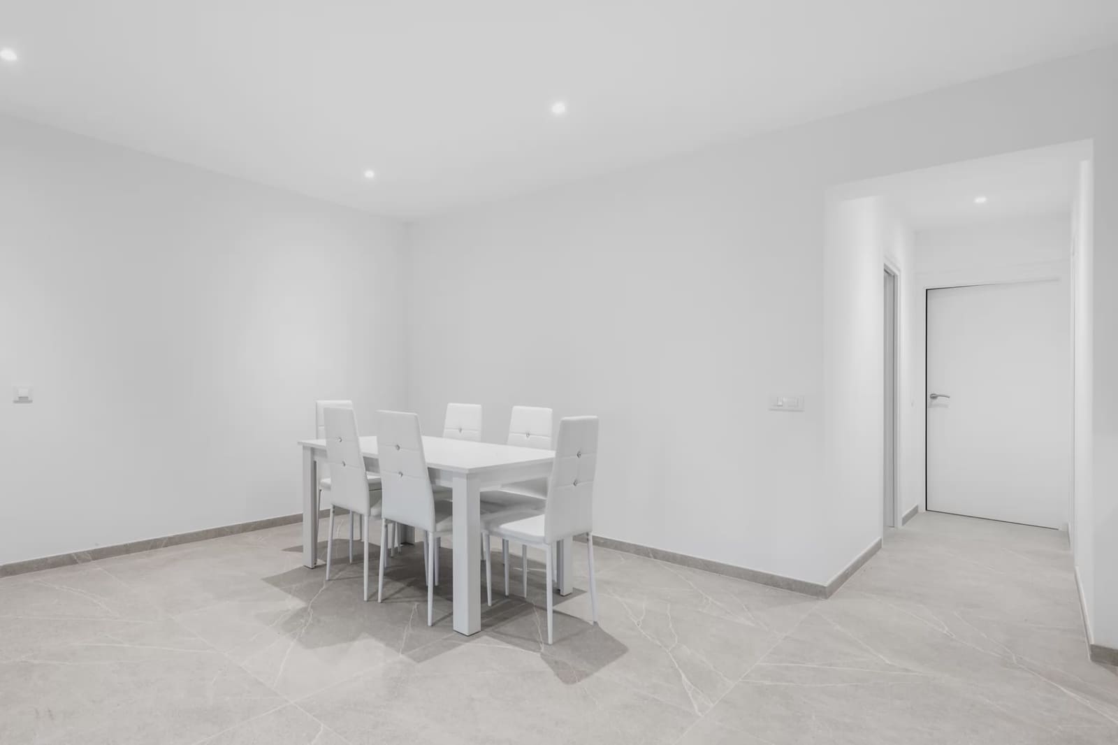 3 bedroom Apartment for sale in Manacor - € 350,000 (Ref: 9598329)