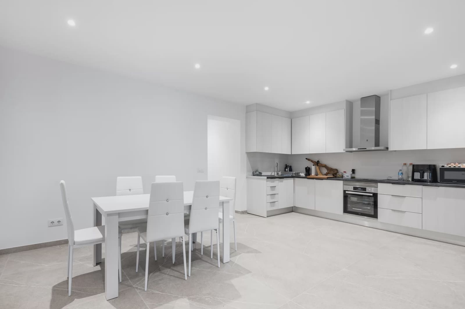 3 bedroom Apartment for sale in Manacor - € 350,000 (Ref: 9598329)