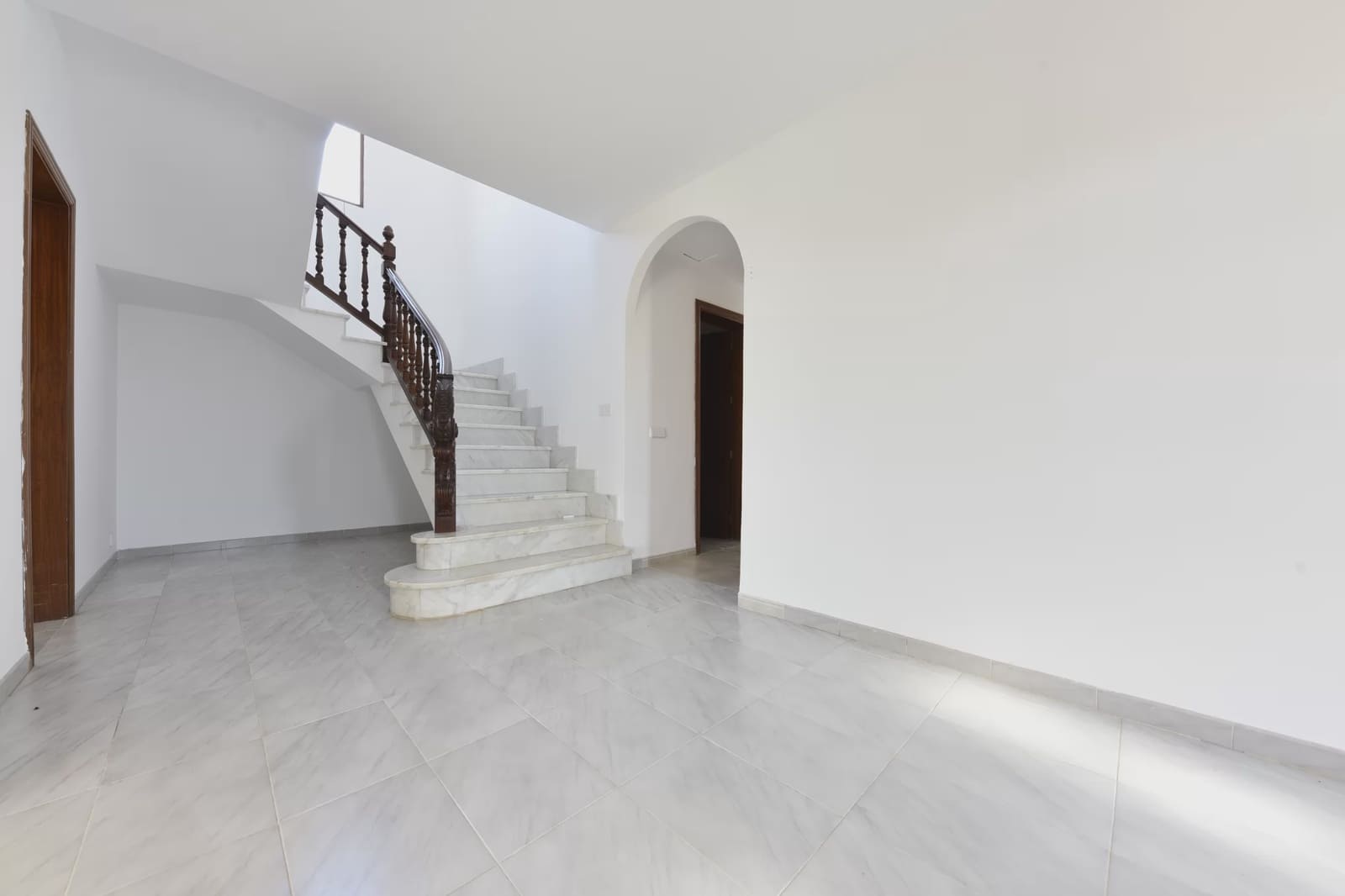 7 bedroom Townhouse for sale in Cala Millor - € 900,000 (Ref: 9632779)