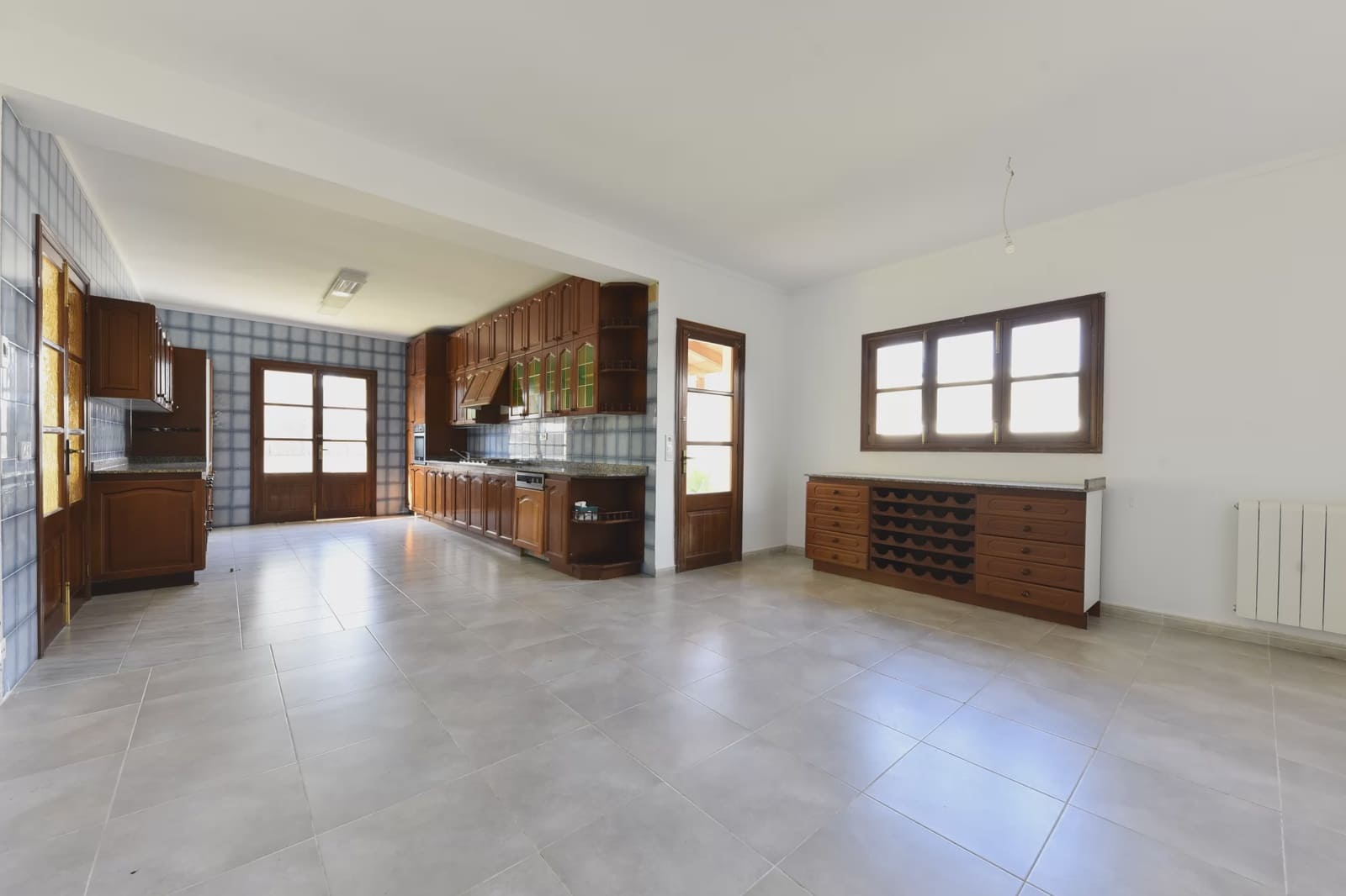 7 bedroom Townhouse for sale in Cala Millor - € 900,000 (Ref: 9632779)