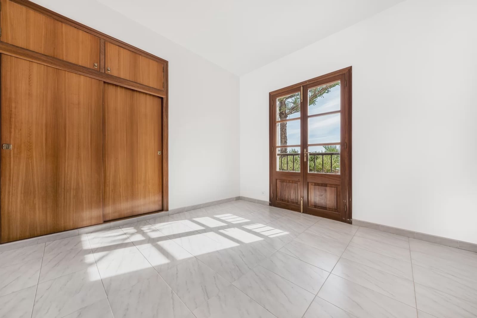 7 soverom Hus til salgs i Cala Millor med garasje - € 900 000 (Ref: 9632779)