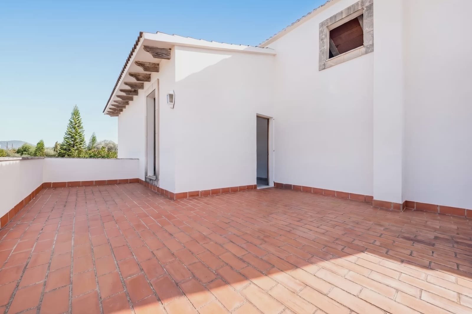 7 soverom Hus til salgs i Cala Millor med garasje - € 900 000 (Ref: 9632779)