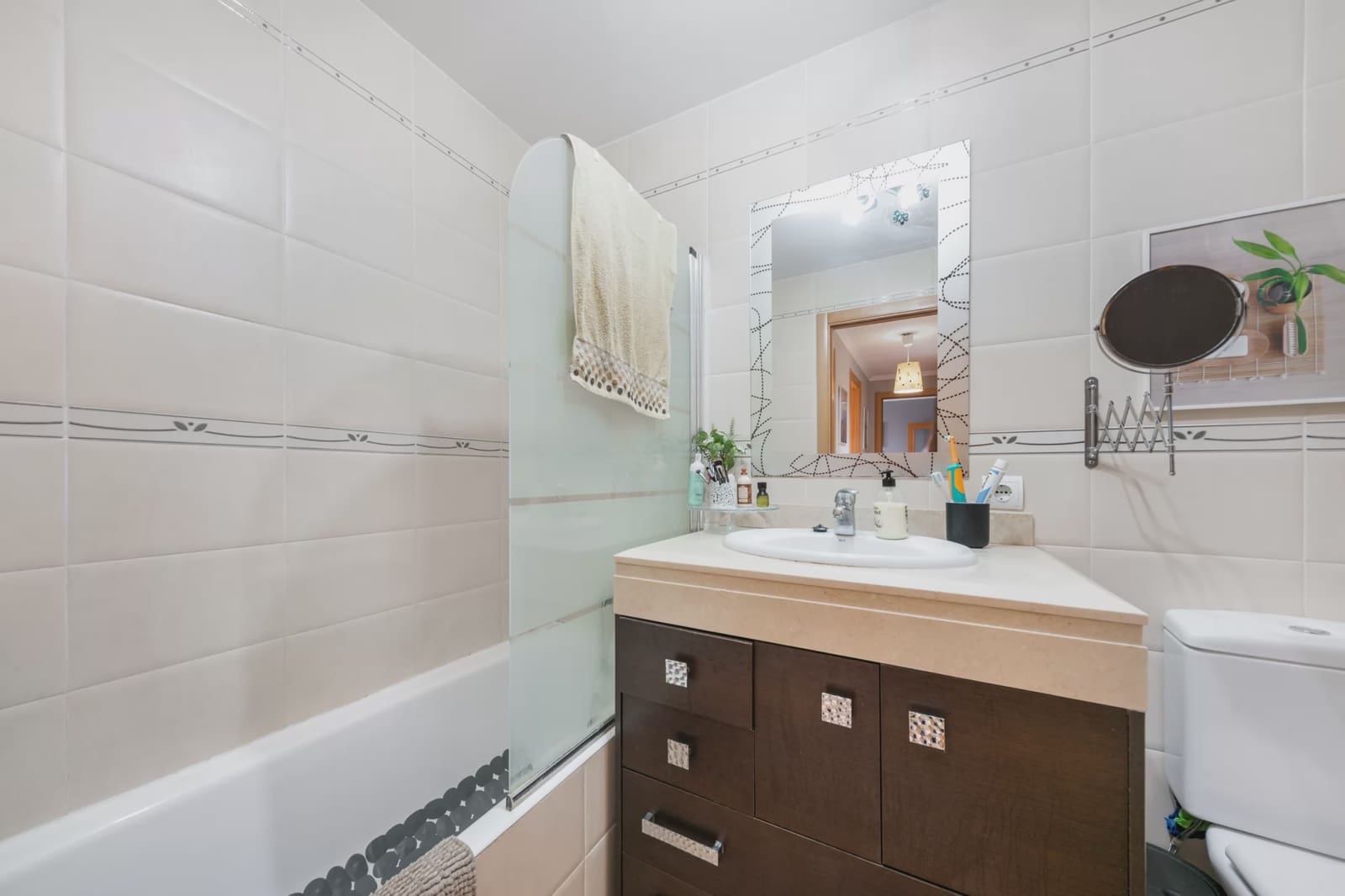 2 bedroom Apartment for sale in Vilafranca de Bonany - € 325,000 (Ref: 9634925)