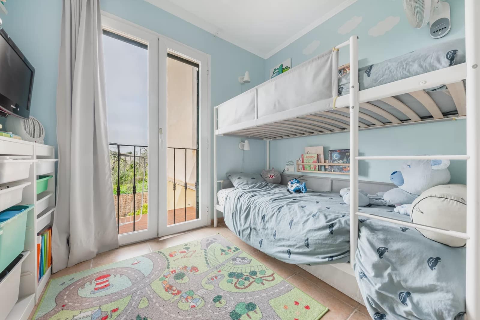 2 bedroom Apartment for sale in Vilafranca de Bonany - € 325,000 (Ref: 9634925)