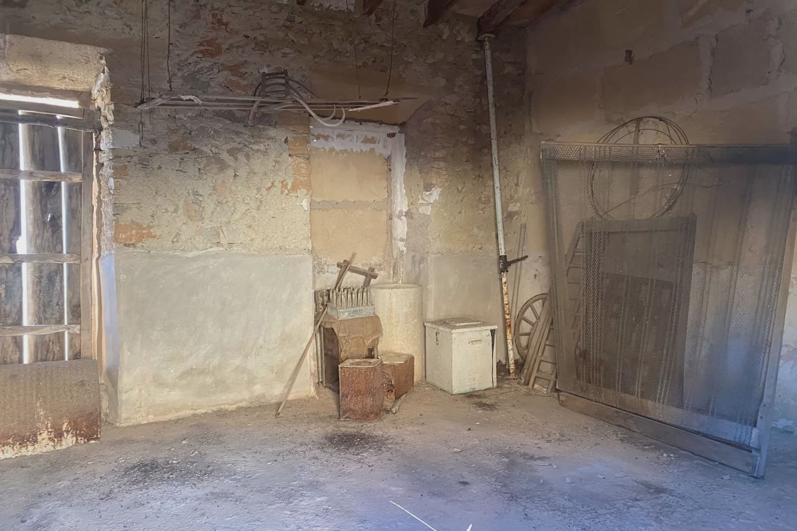 3 bedroom Townhouse for sale in Sant Llorenc des Cardassar - € 250,000 (Ref: 9635029)