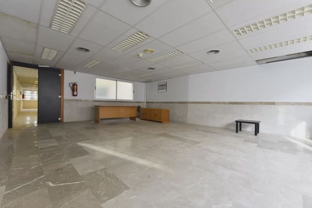7 slaapkamer Commercieel te koop in Manacor - € 717.410 (Ref: 9759608)