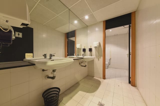 7 slaapkamer Commercieel te koop in Manacor - € 717.410 (Ref: 9759608)