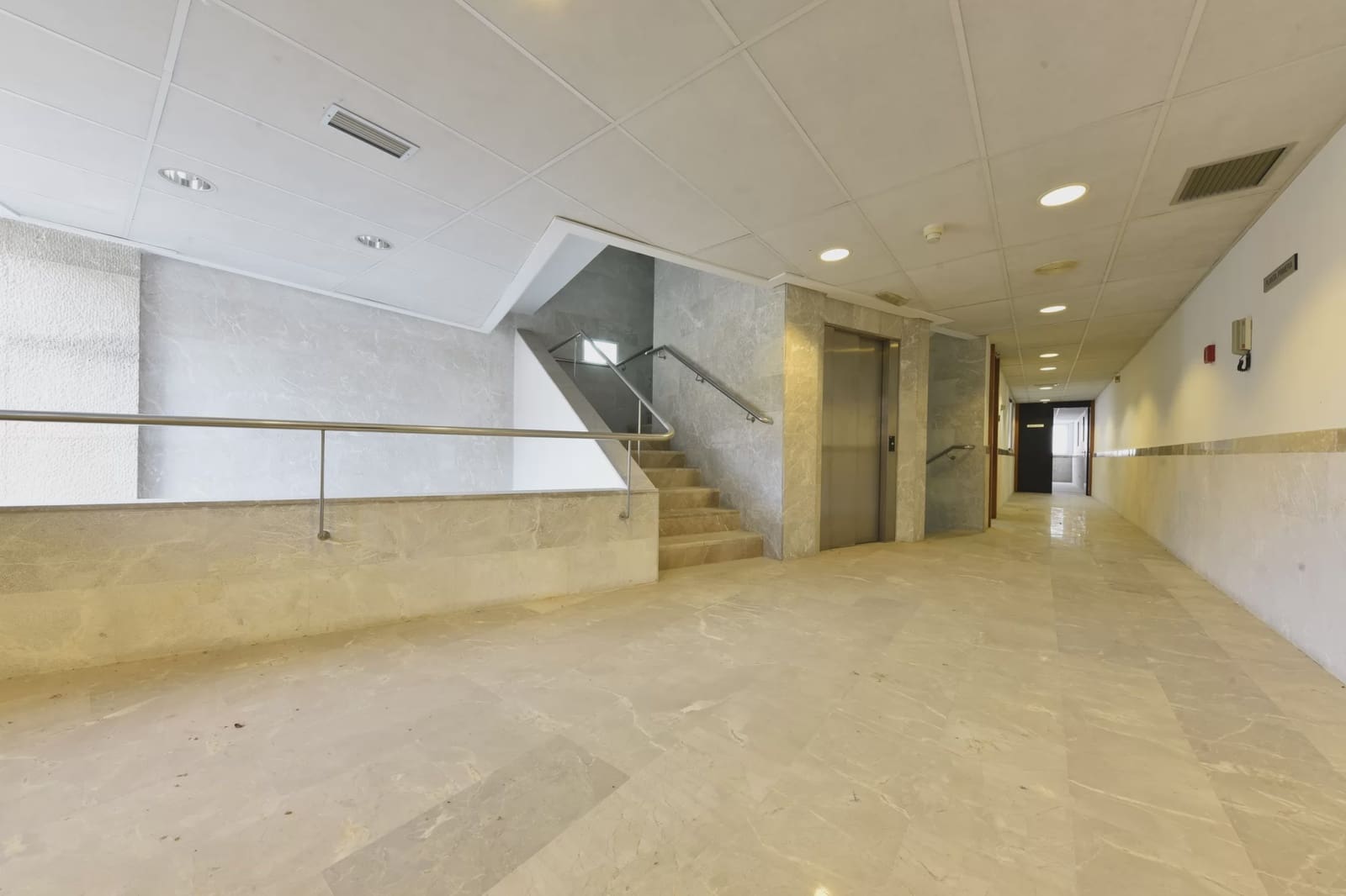 7 bedroom Commercial for sale in Manacor - € 717,410 (Ref: 9759608)