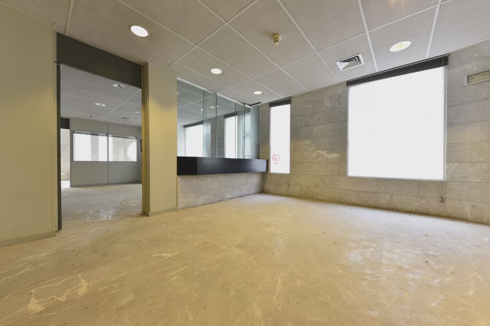 Commercial for sale in Llucmajor - € 683,233 (Ref: 9784271)