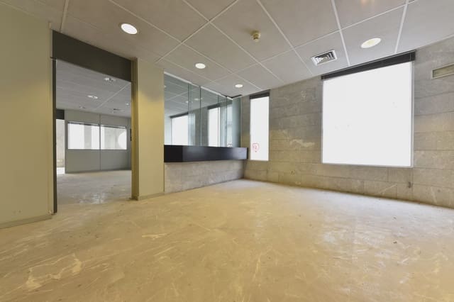 Erhverv til salg i Llucmajor - € 683.233 (Ref: 9784271)