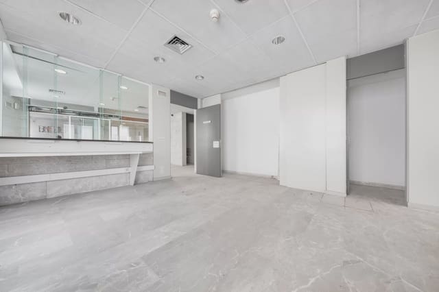 Gewerbe zu verkaufen in Llucmajor - 683.233 € (Ref: 9784271)