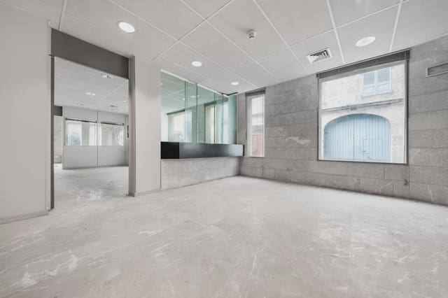 Gewerbe zu verkaufen in Llucmajor - 683.233 € (Ref: 9784271)