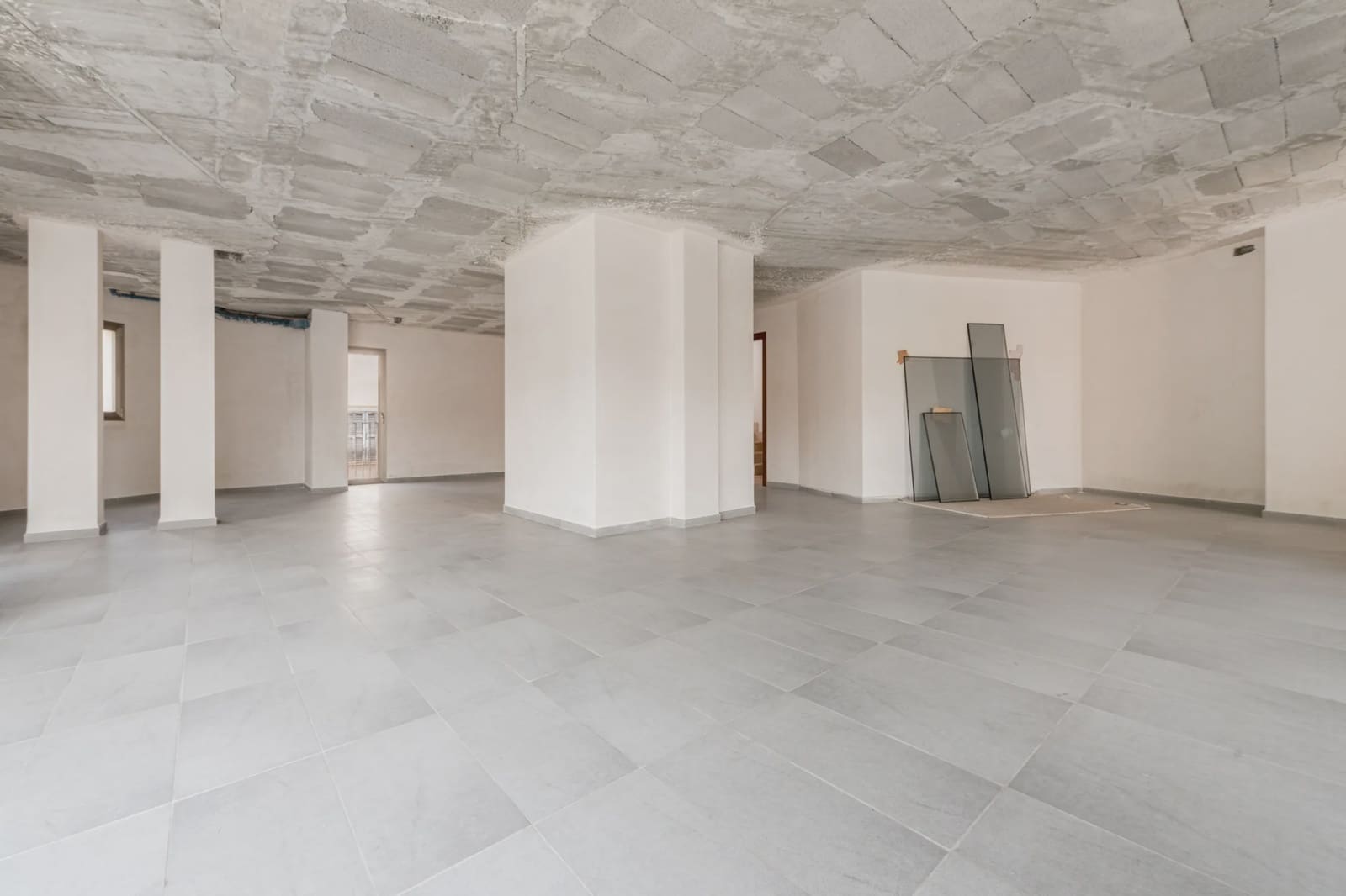 1 bedroom Commercial for sale in Manacor - € 151,000 (Ref: 9828011)