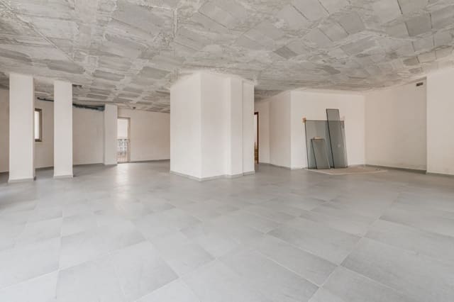 Local Comercial de 1 habitación en Manacor en venta - 151.000 € (Ref: 9828011)