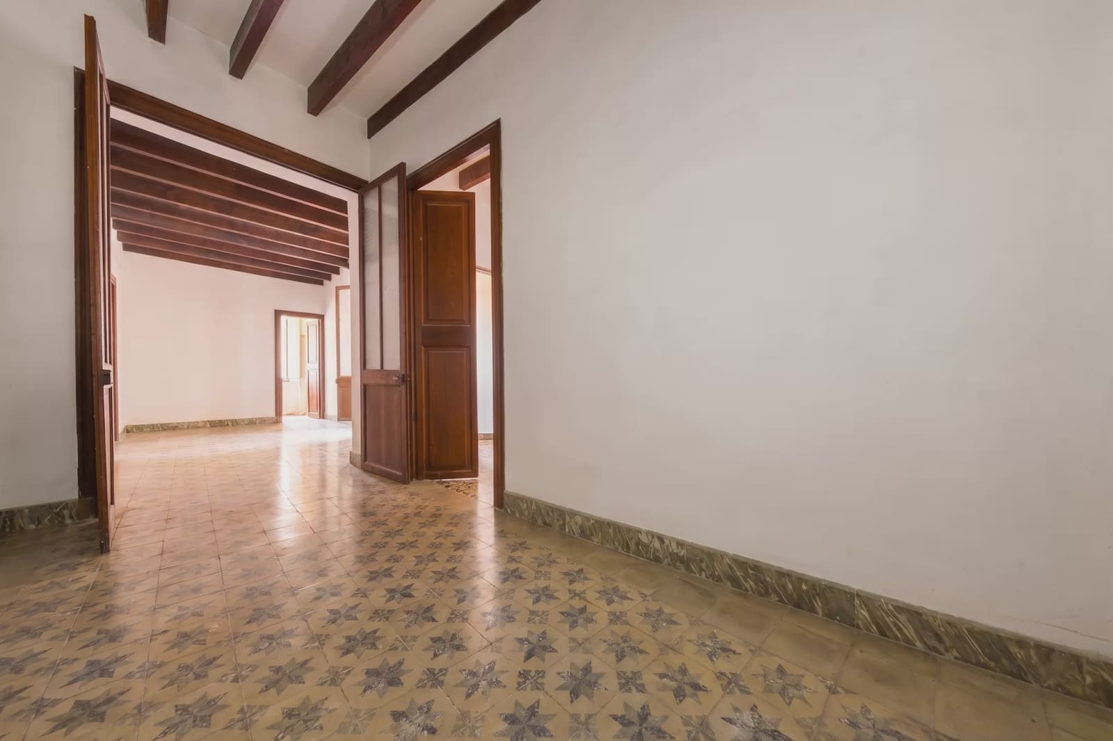 2 bedroom Apartment for sale in Manacor - € 215,000 (Ref: 9901615)